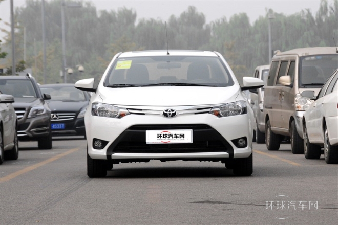 2015款 1.5L 自動智享星光版