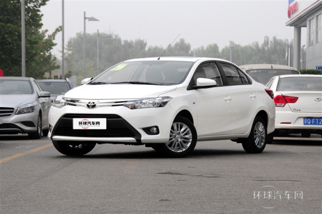 2015款 1.5L 自動(dòng)智享星光版