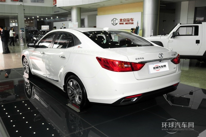 2014款 1.8T 自動豪華型