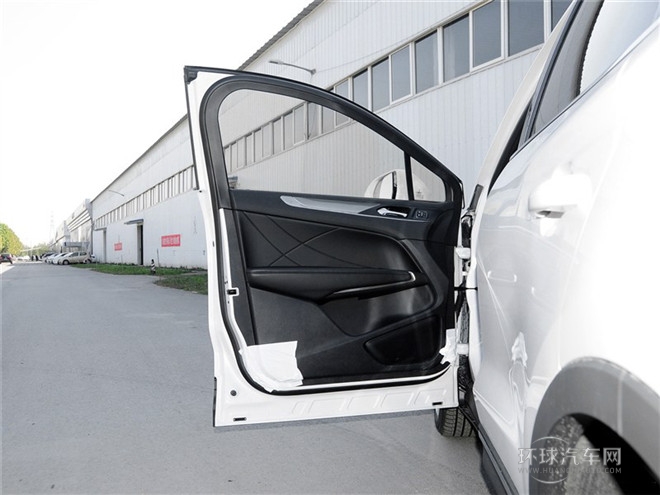 2014款 2.0T 四驅尊雅版