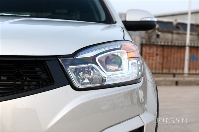 2015款 2.0L 四驅自動致純版