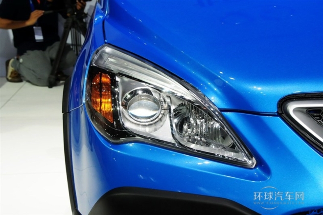 2015款 CROSS 1.5L 自動樂尚版