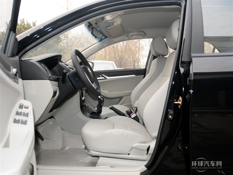 2015款 1.5L 5MT 精英型