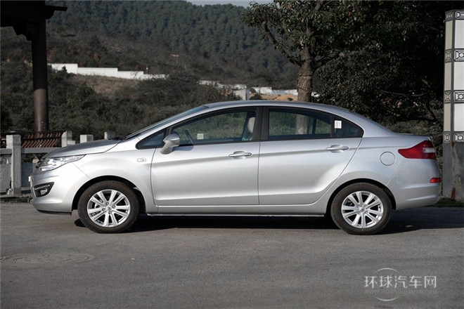 2015款 1.5L 手動金鉆型