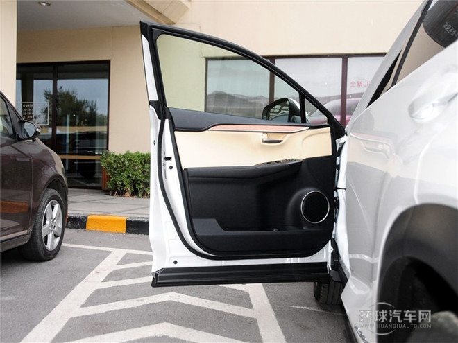 2015款 300h 全驅(qū) 鋒致版