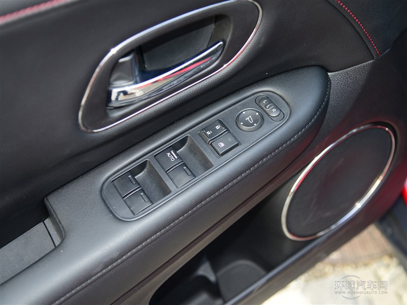 2015款 1.8L VTi CVT豪華版