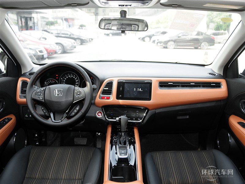 2015款 1.8L CVT兩驅(qū)豪華型