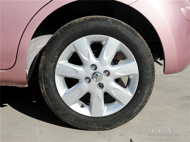 2015款 1.5L 自動易智版