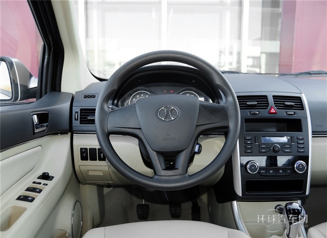 2015款 三廂 1.5L 自動樂天版