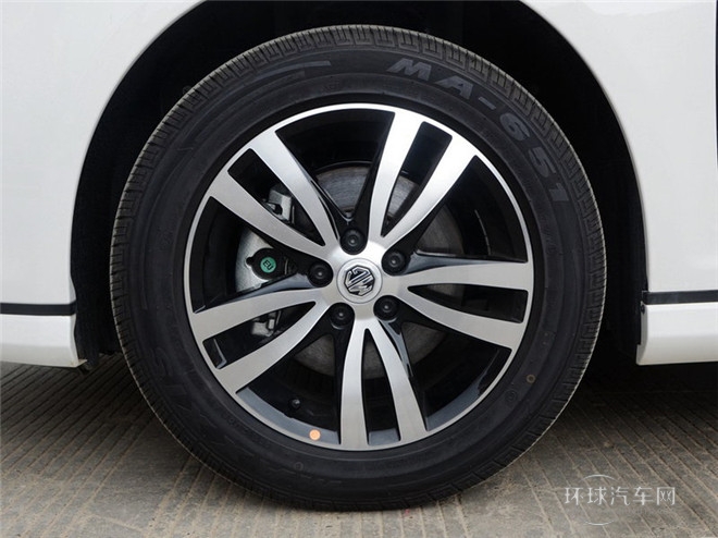 2013款 掀背 1.8L 手動舒適版