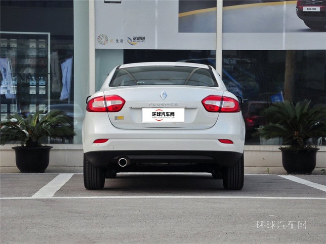 2015款 2.0L 豪華導(dǎo)航版