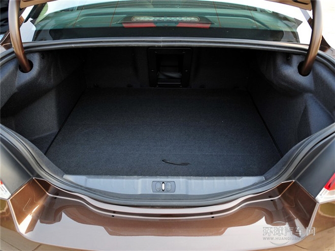 2015款 1.8THP 自動(dòng)致尊版