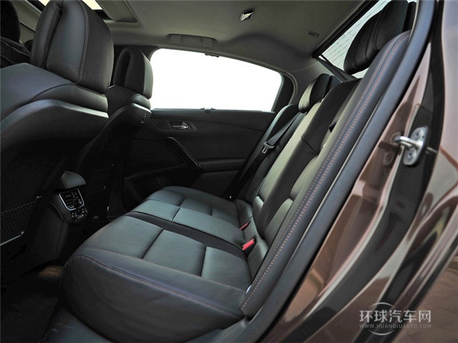 2015款 1.8THP 自動致尊版