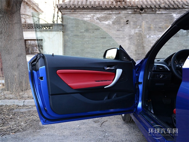 2015款 220i 敞篷轎跑車 領先型