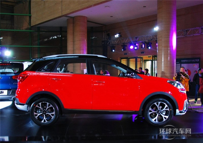 2015款 1.6T 自動兩驅DLX