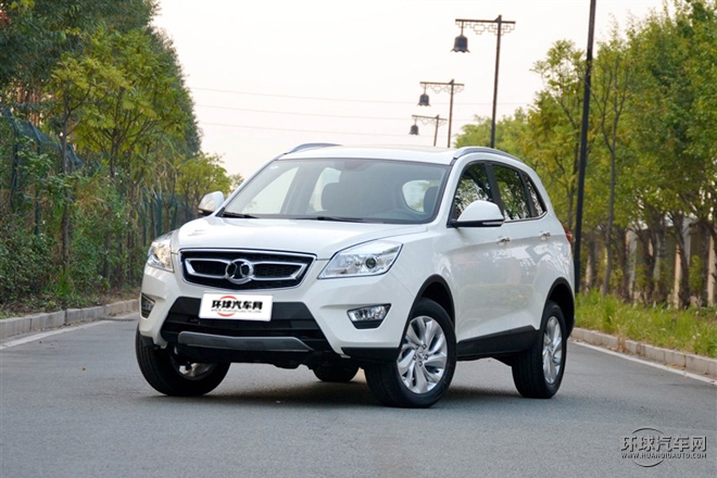 2015款 2.0T 手動豪華型