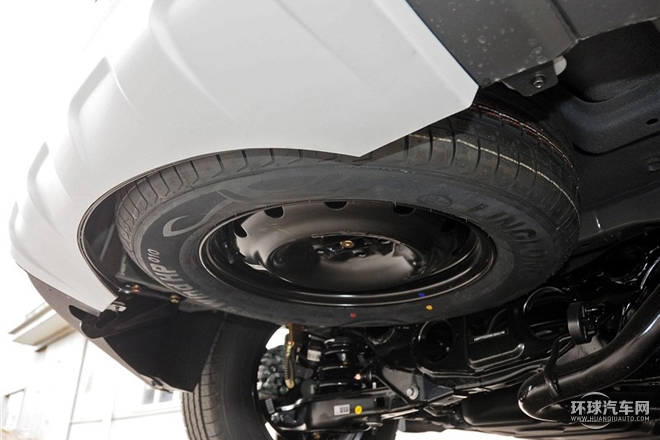 2015款 運(yùn)動版 2.0L 自動豪華型