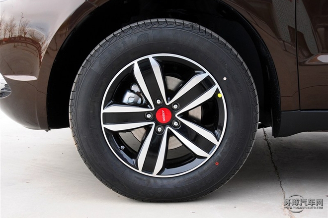 2015款 運(yùn)動(dòng)版 2.0L 自動(dòng)豪華型