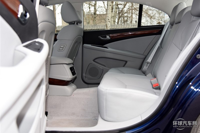 2015款 2.0T 豪華型