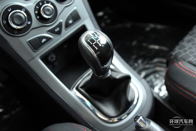 2015款 1.5L 手動藍鉆版