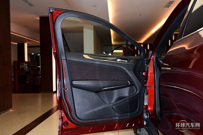 2015款 2.0T 四驅(qū)總統(tǒng)系列