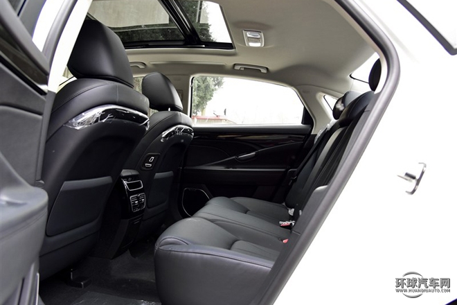 2015款 1.8T 豪華型