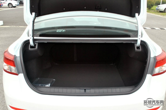 2015款 2.5L 豪華版