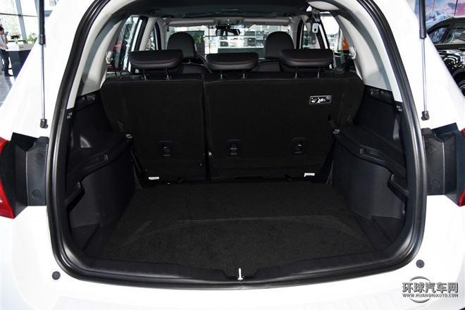 2015款 運動版 1.5T 自動兩驅尊享型