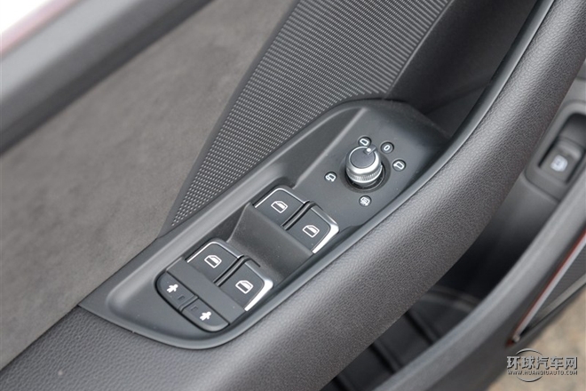 2015款 Sportback e-tron 運(yùn)動(dòng)型