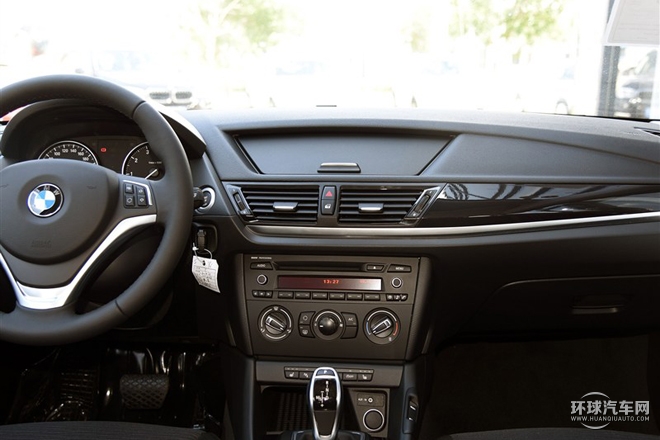 2015款 sDrive18i 時(shí)尚晉級(jí)版