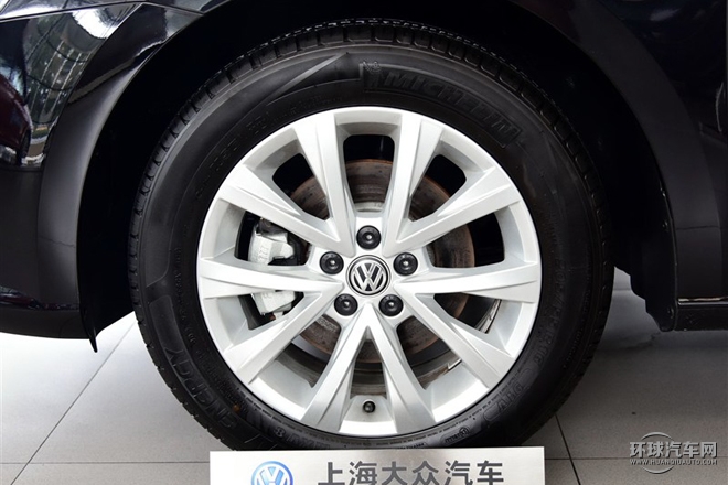2015款 230TSI 手動舒適版