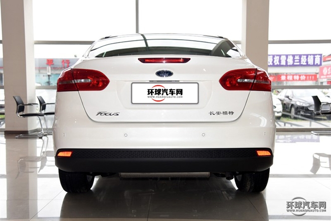 2015款 三廂 1.6L 自動風尚型