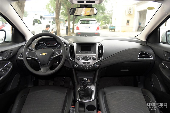 2016款 1.4T 自動(dòng)兩驅(qū)舒適天窗版