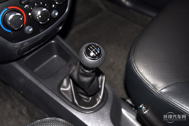 2015款 1.5L 自動標準型