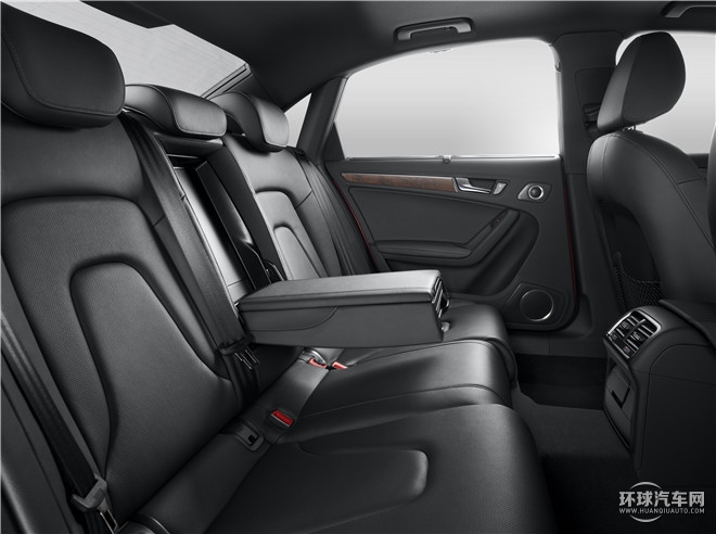 2016款 35 TFSI 自動標準型