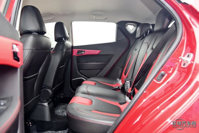 2015款 1.5L 手動豪華智能型