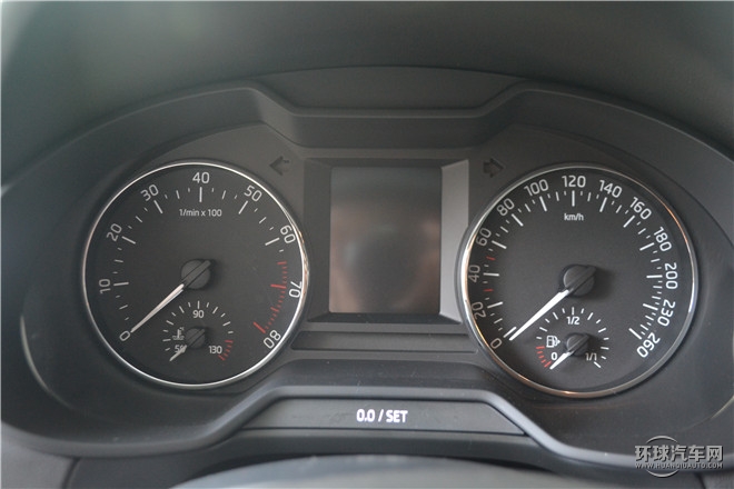 2016款 1.6L 自動智行版