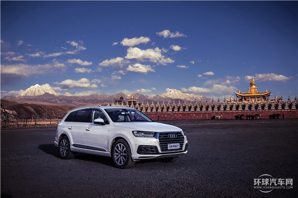 全新奧迪Q7“偉大，不止”丹巴至康定試駕