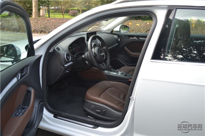 2015款 Limousine 40 TFSI 自動(dòng)舒適型