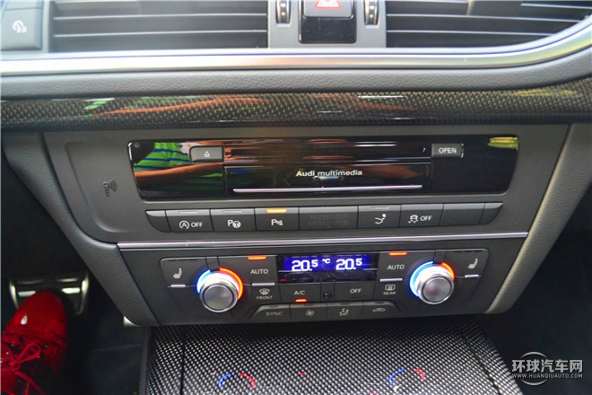 2016款 4.0 TFSI quattro