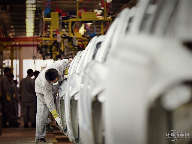 觀致3 2015款 都市SUV 1.6T 手動(dòng)致享型